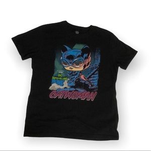 Cat Woman  Black Shirt Womens Size M